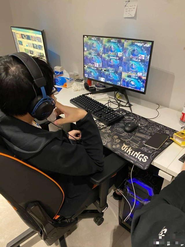  Karsa迎来十五赛季高光表现，FPX球迷沸腾！